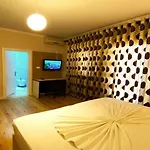 E Arte Center 3* Tirana