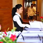 E Arte Center Hotel 3*