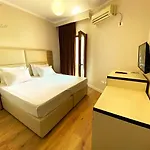 E Arte Center Hotel