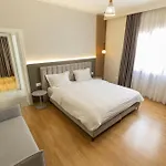 Hotel E Arte Center