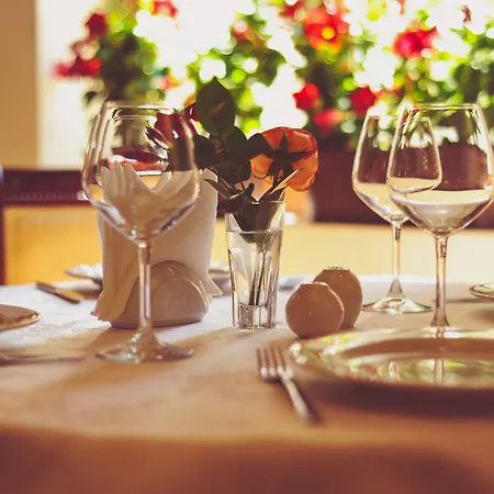 ホテル イ アルテ シティセンター ティラナ