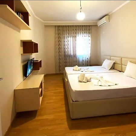 イ アルテ シティセンター ホテル 3*