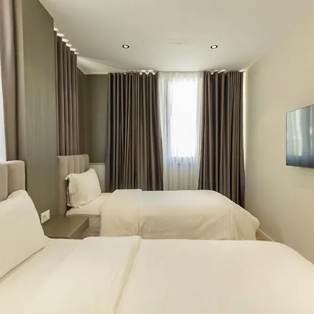 E Arte Center Hotel Tirana