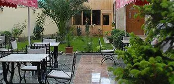 Hotel E Arte Center 3*