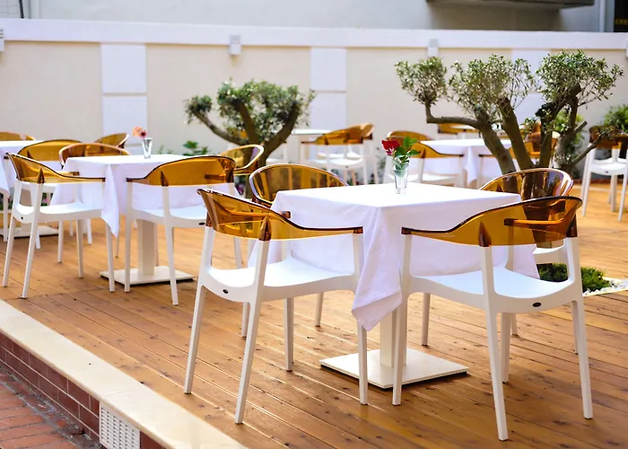 Hotel E Arte Center 3*