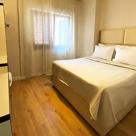 Hotel E Arte Center