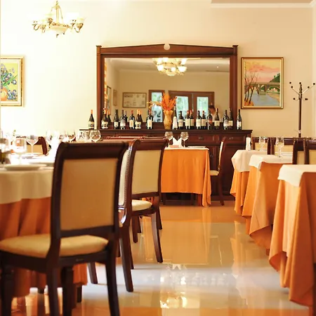 Otel E Arte Center
