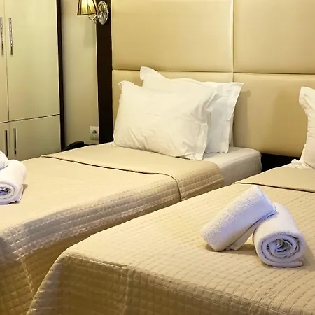 E Arte Center Otel 3*