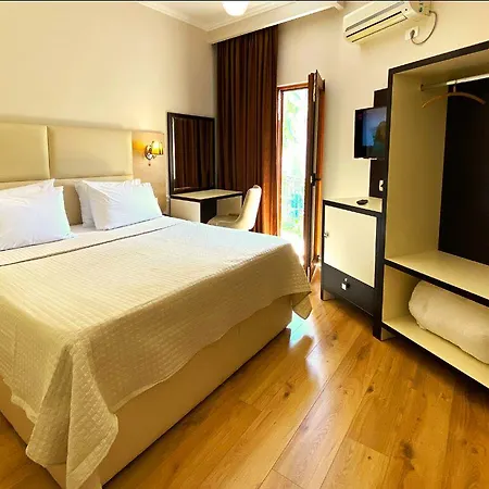 E Arte Center Hotel