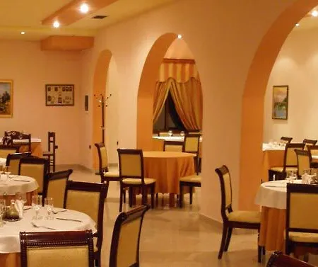 E Arte Center 3* Tiran