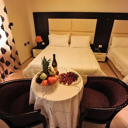 E Arte Center Szálloda 3*