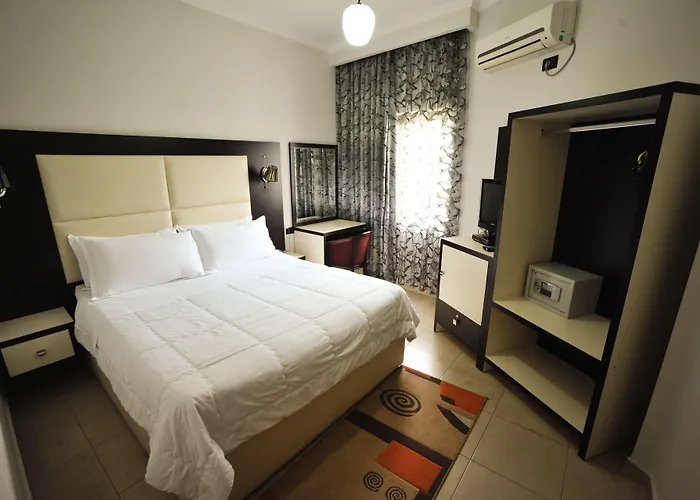 维拉艾普艺城中心酒店