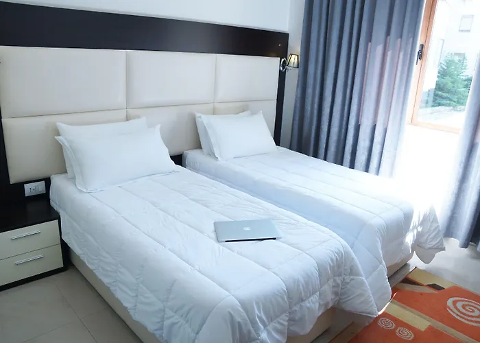 Hotel E Arte Center 3*