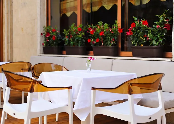 酒店 维拉艾普艺城中心酒店 3*