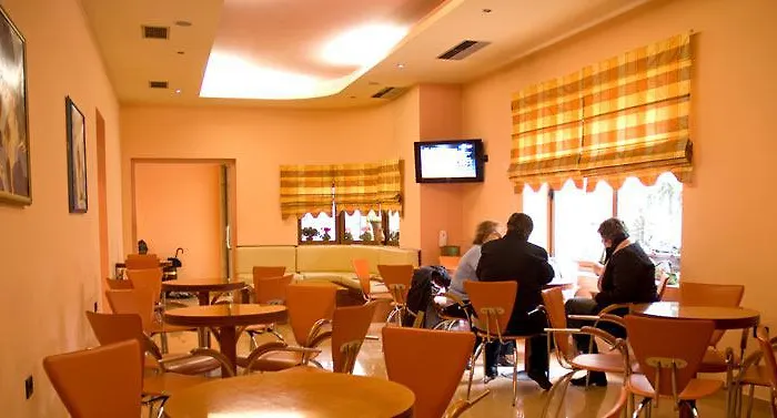 E Arte Center Hotel